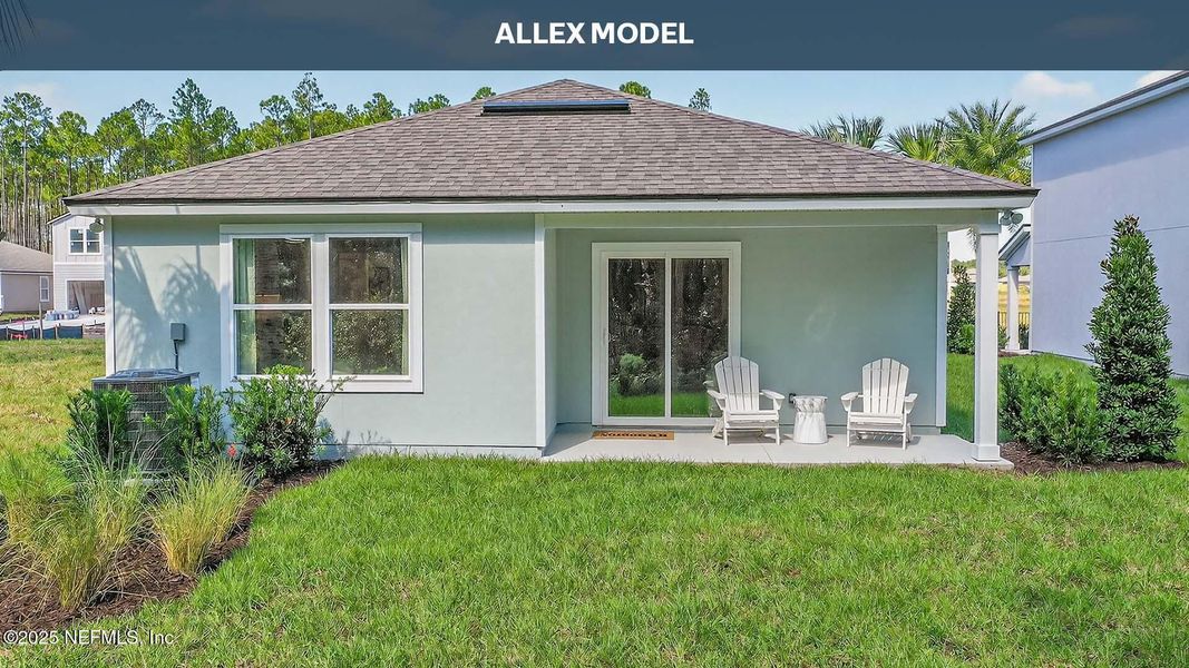 Exterior details and patio area of a home in Rookery, Green Cove Springs (Image 3).