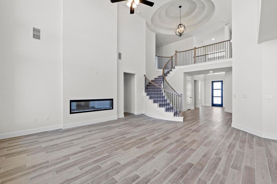 Spacious, unfurnished interior of a new home in Lariat, Liberty Hill (Image 24).