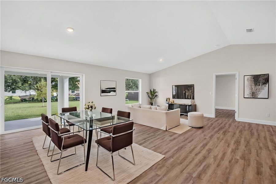 Furnished interior view inside a new home in Cape Coral, Cape Coral (Image 6).