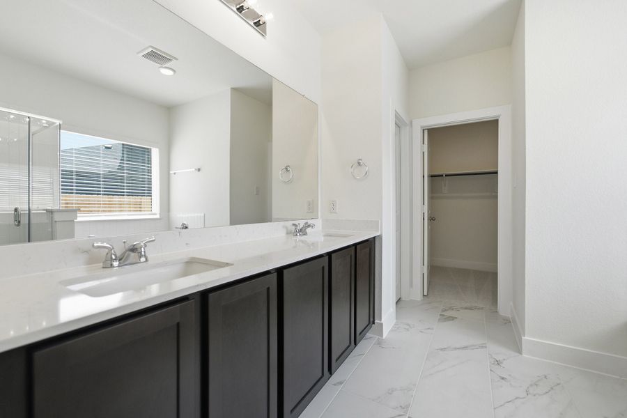 Furnished interior view inside a new home in Cielo, Conroe (Image 14).