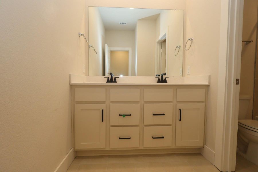 Furnished interior view inside a new home in Clopton Farms, Montgomery (Image 8). Furnished interior view inside a new home in Clopton Farms, Montgomery (Image 8).