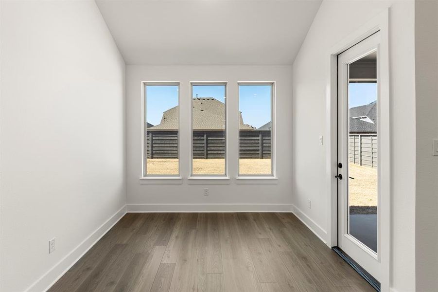 16. 7245 Ladybug - Nook