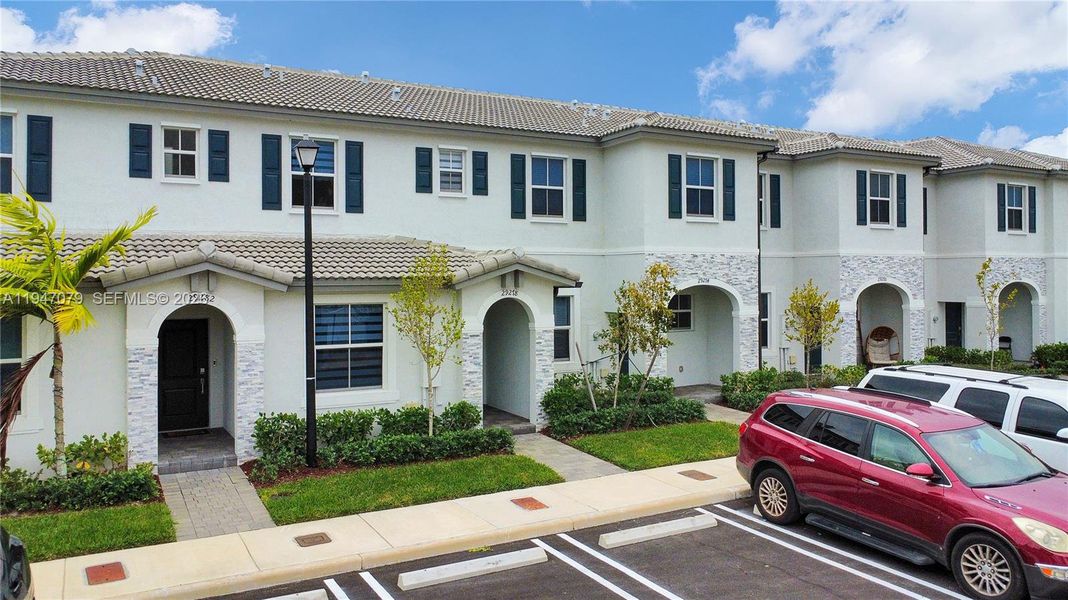 Image 21 of a home in .