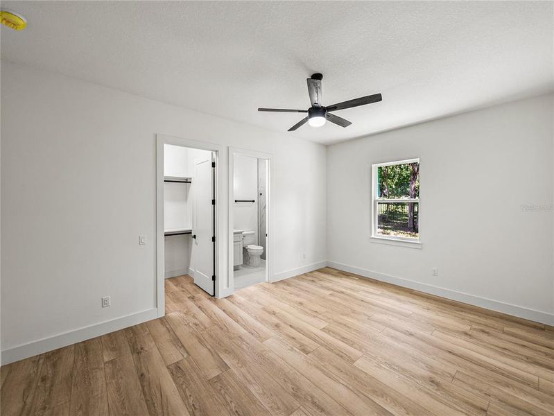 Spacious, unfurnished interior of a new home in , Dade City (Image 48). Spacious, unfurnished interior of a new home in , Dade City (Image 48).