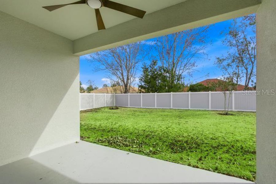 Exterior details and patio area of a home in , Palm Coast (Image 4).
