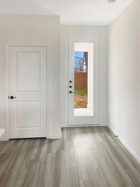 Spacious, unfurnished interior of a new home in , Whitney (Image 28).