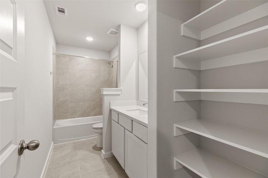 Furnished interior view inside a new home in Colony at Pinehurst, Pinehurst (Image 11).
