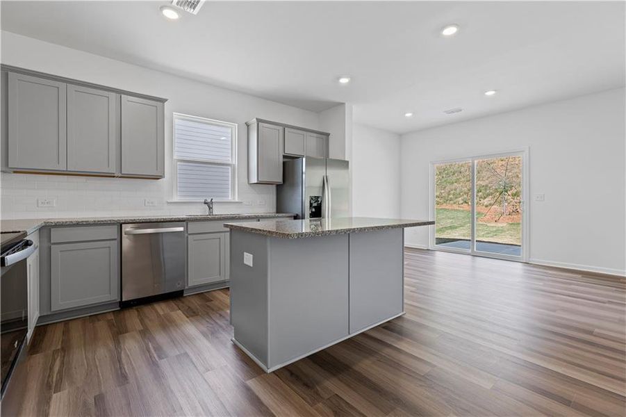 Furnished interior view inside a new home in Avery Ridge, Gainesville (Image 13). Furnished interior view inside a new home in Avery Ridge, Gainesville (Image 13).