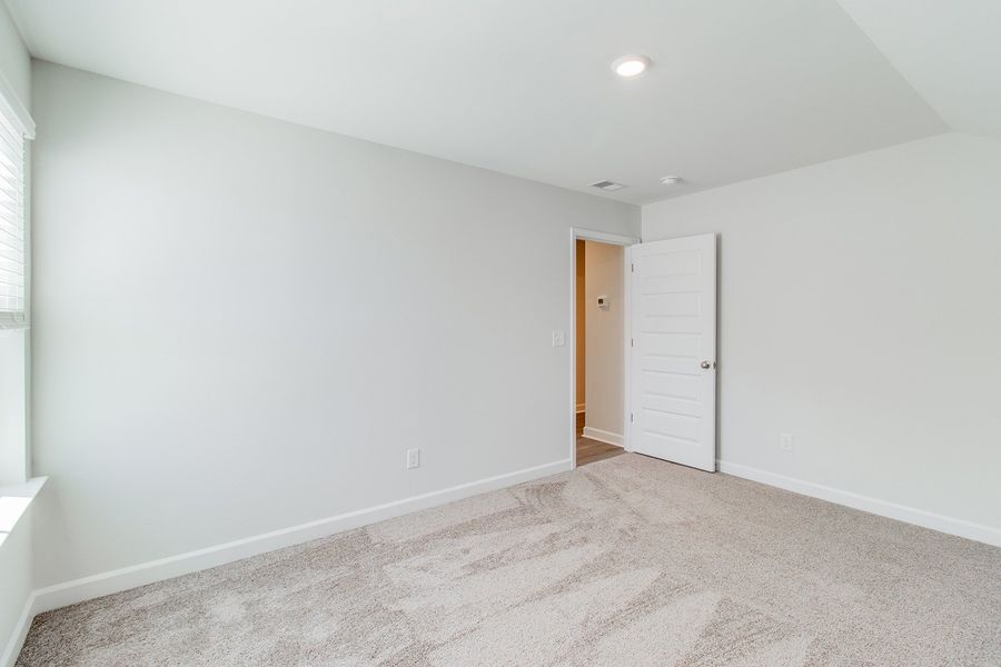 Spacious, unfurnished interior of a new home in Pebble Branch, Chapin (Image 38). Spacious, unfurnished interior of a new home in Pebble Branch, Chapin (Image 38).
