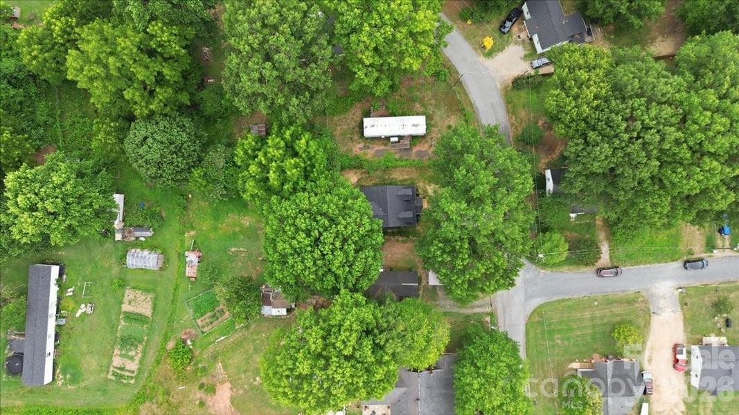 Image 30 of a home in .