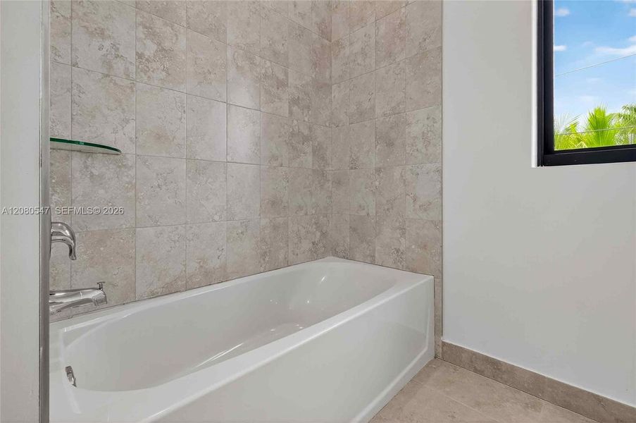 Image 47 of a home in .