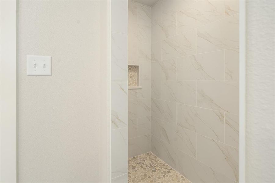 Close-up of interior finishes inside a home in , Mabank (Image 17).