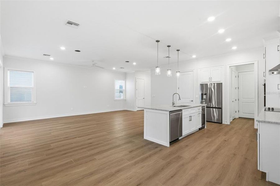 Spacious, unfurnished interior of a new home in , St. Petersburg (Image 39). Spacious, unfurnished interior of a new home in , St. Petersburg (Image 39).