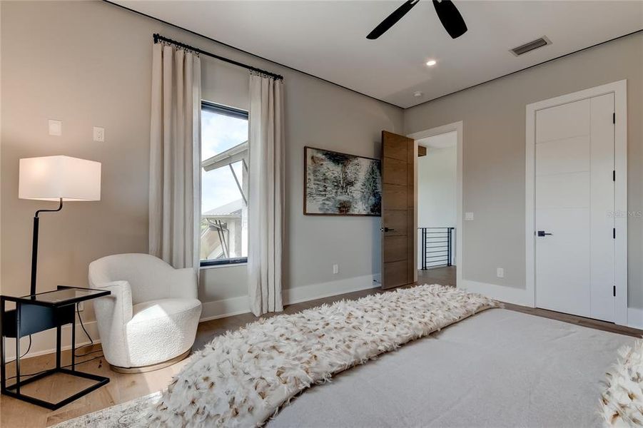 Furnished interior view inside a new home in , Tampa (Image 44). Furnished interior view inside a new home in , Tampa (Image 44).