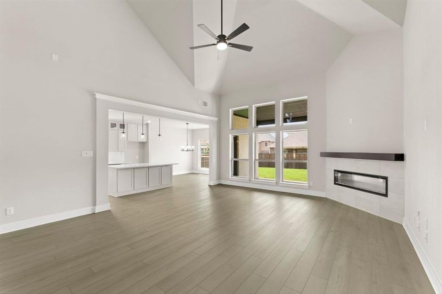 Spacious, unfurnished interior of a new home in Grayhawk Addition, Forney (Image 17). Spacious, unfurnished interior of a new home in Grayhawk Addition, Forney (Image 17).