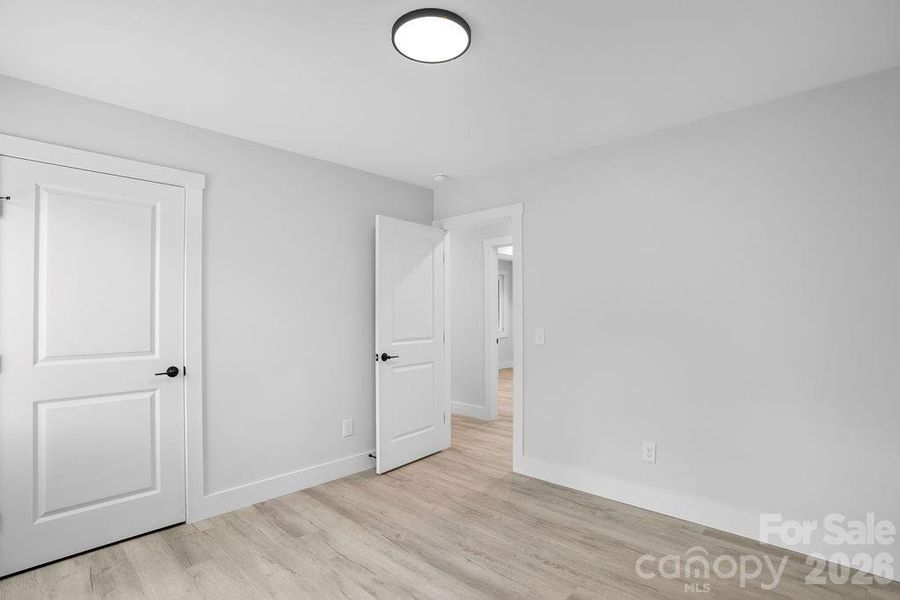 Spacious, unfurnished interior of a new home in , Bessemer City (Image 10).