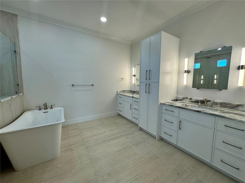 Furnished interior view inside a new home in , Tampa (Image 12).