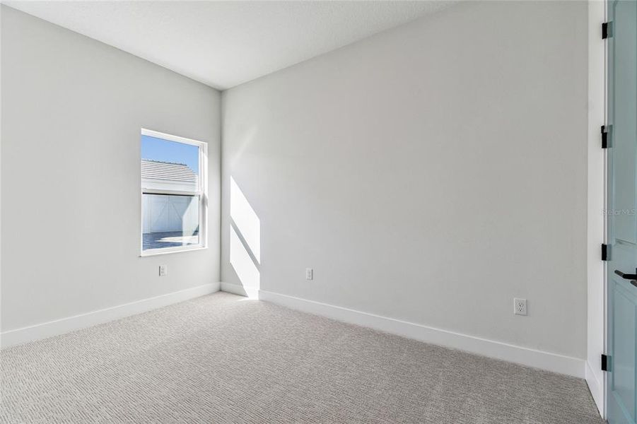 Spacious, unfurnished interior of a new home in Palmera Wellen Park - Classic Series, Venice (Image 12). Spacious, unfurnished interior of a new home in Palmera Wellen Park - Classic Series, Venice (Image 12).