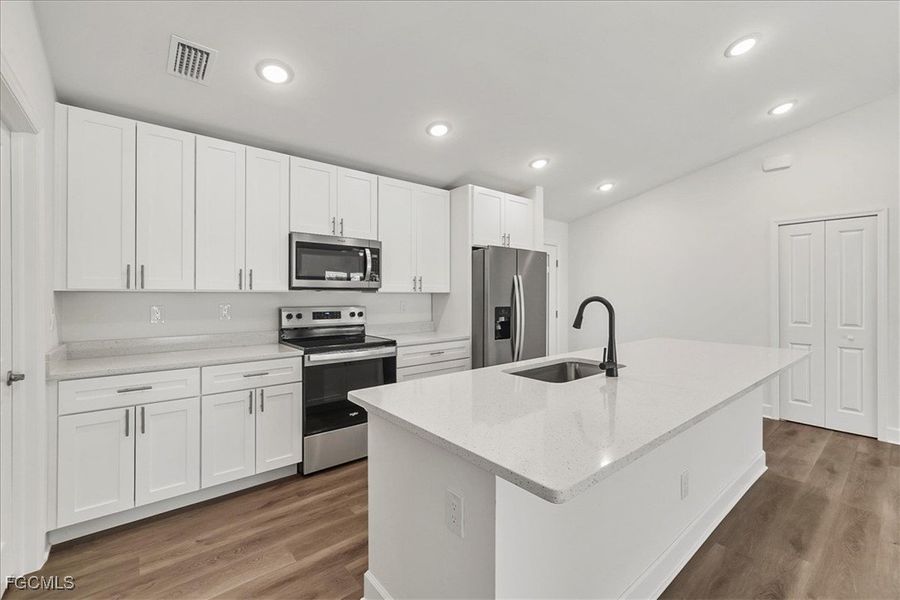 Furnished interior view inside a new home in Cape Coral, Cape Coral (Image 9).