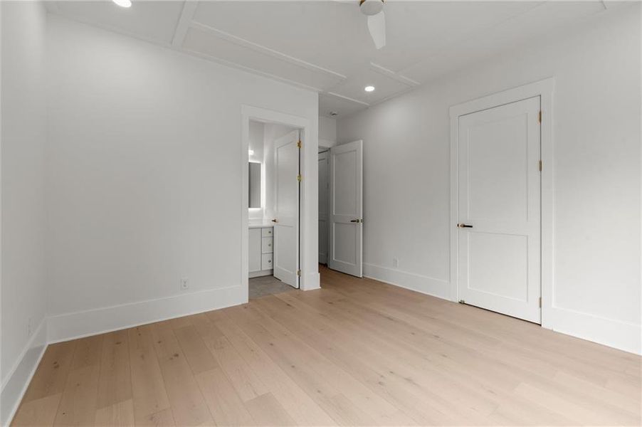Spacious, unfurnished interior of a new home in , Alpharetta (Image 84).