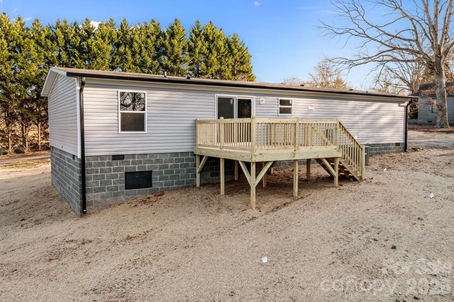 Exterior details and patio area of a home in , Taylorsville (Image 23).