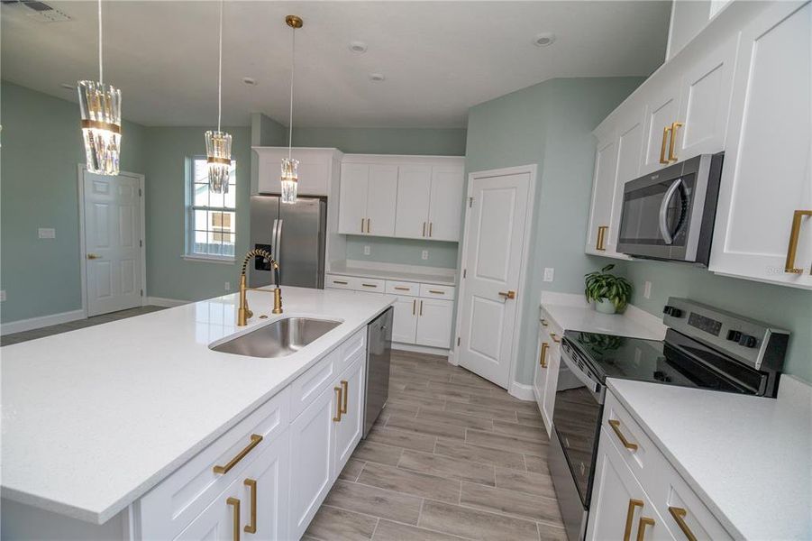 Furnished interior view inside a new home in , Lake Wales (Image 10).