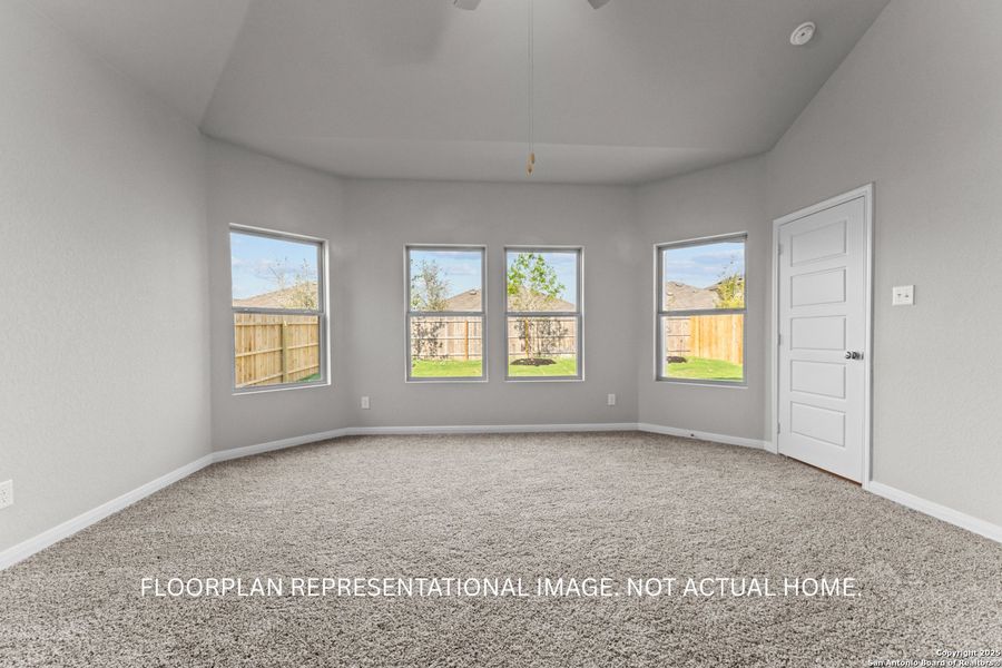 Spacious, unfurnished interior of a new home in Agave, San Antonio (Image 21).