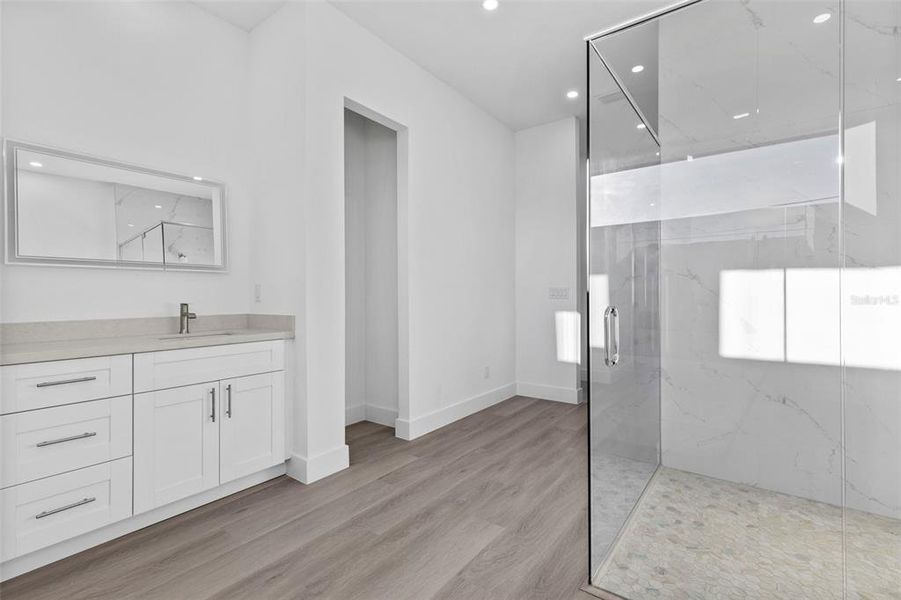 Furnished interior view inside a new home in , Punta Gorda (Image 12). Furnished interior view inside a new home in , Punta Gorda (Image 12).