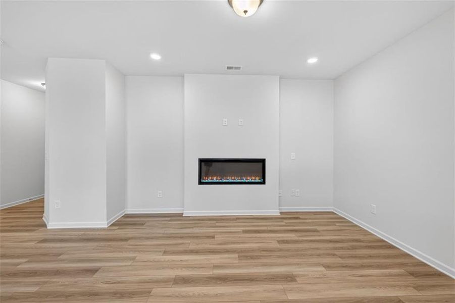 Spacious, unfurnished interior of a new home in Jameson Towns, Villa Rica (Image 22). Spacious, unfurnished interior of a new home in Jameson Towns, Villa Rica (Image 22).