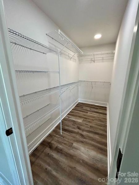 Spacious, unfurnished interior of a new home in , Vale (Image 14).