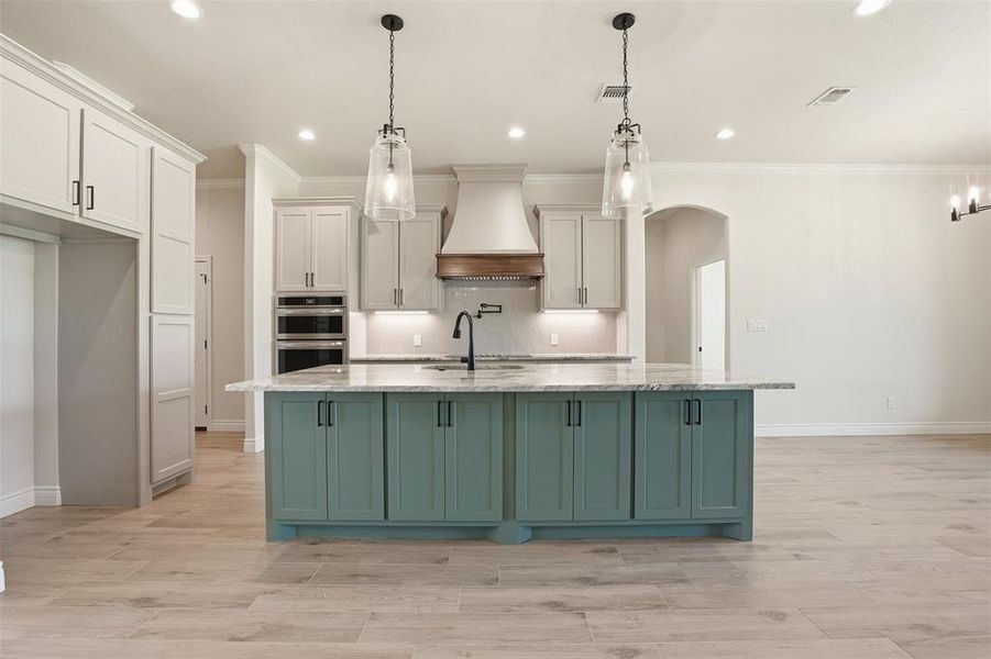 Furnished interior view inside a new home in , Granbury (Image 10).