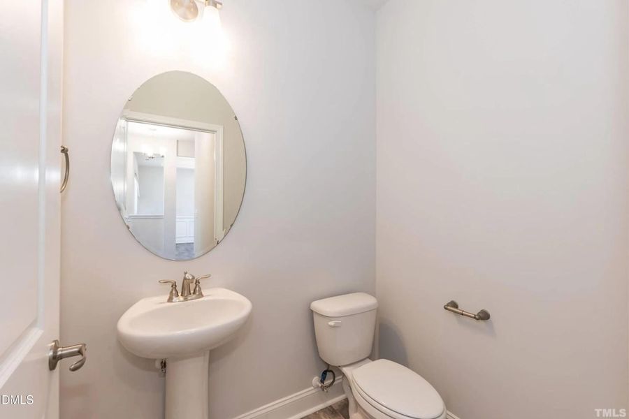2628 Guest Half Bath