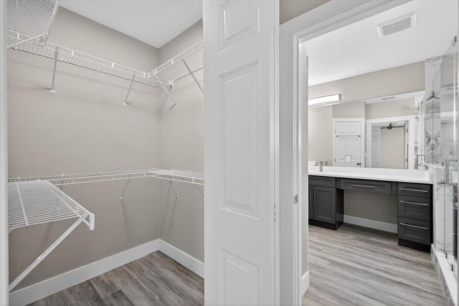 Spacious, unfurnished interior of a new home in , St. Petersburg (Image 56).