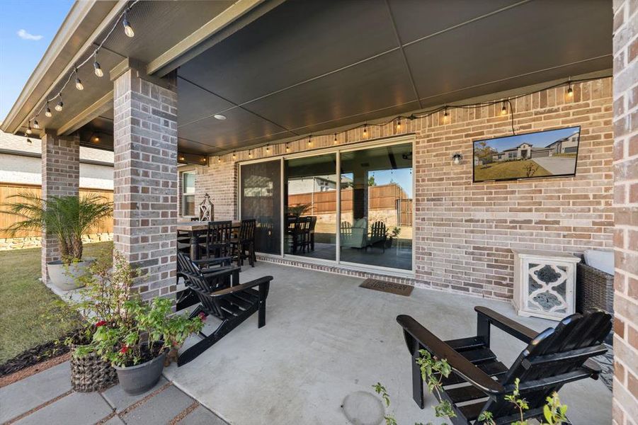 Exterior details and patio area of a home in Monterra, Fate (Image 4).