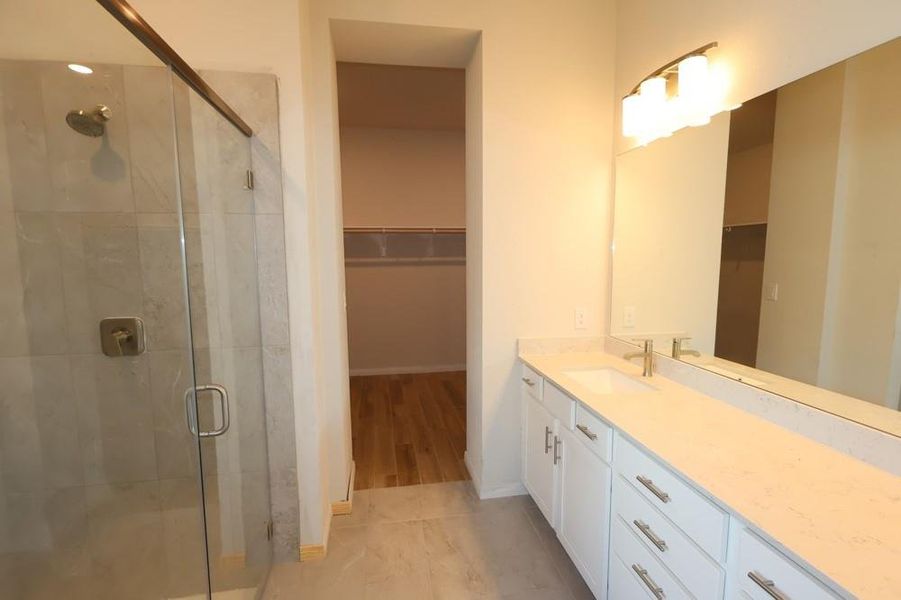 Furnished interior view inside a new home in Escondido 60' Homesites, Magnolia (Image 4).