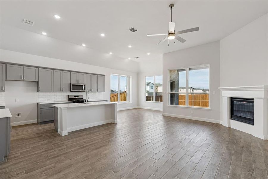Furnished interior view inside a new home in Bellagio, Forney (Image 6).