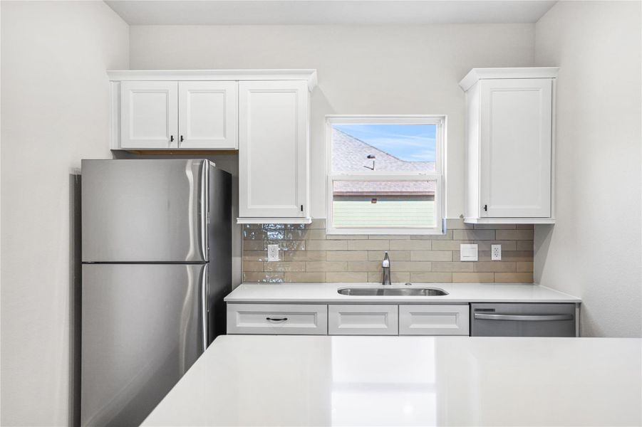 Furnished interior view inside a new home in Lexington Heights, Willis (Image 16). Furnished interior view inside a new home in Lexington Heights, Willis (Image 16).