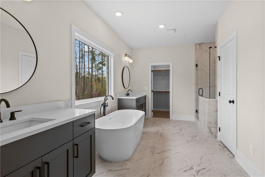 Furnished interior view inside a new home in Bellwyn, Johns Creek (Image 6).