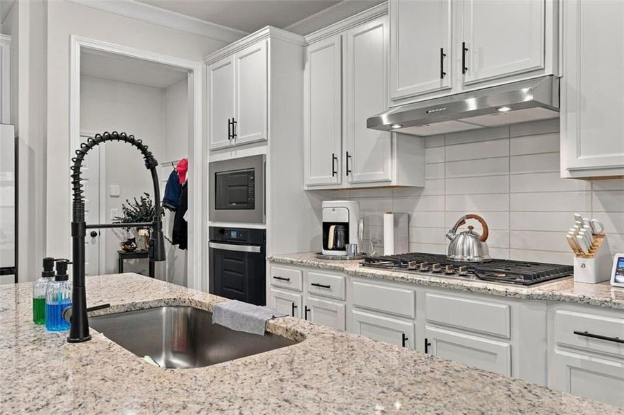 Furnished interior view inside a new home in , Lawrenceville (Image 10).