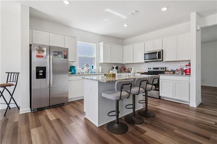 Furnished interior view inside a new home in , Gainesville (Image 9).
