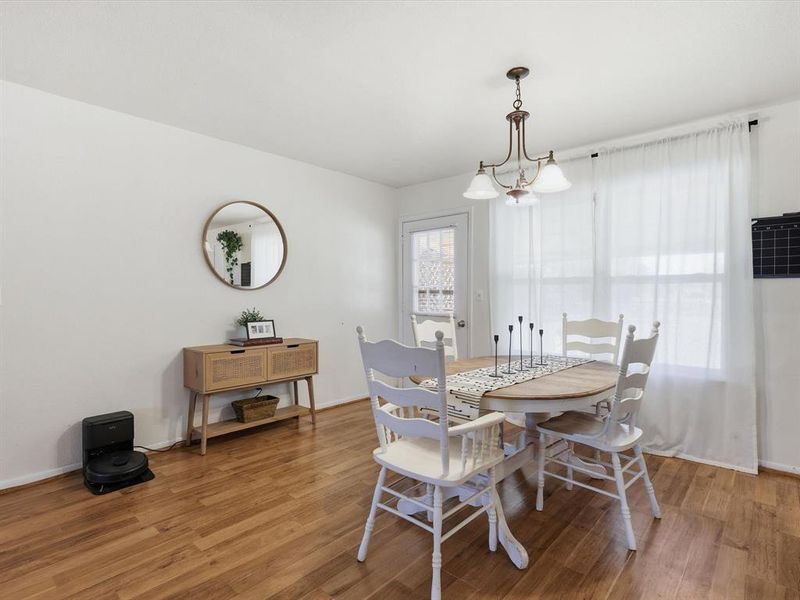 Furnished interior view inside a new home in , Paradise (Image 13).