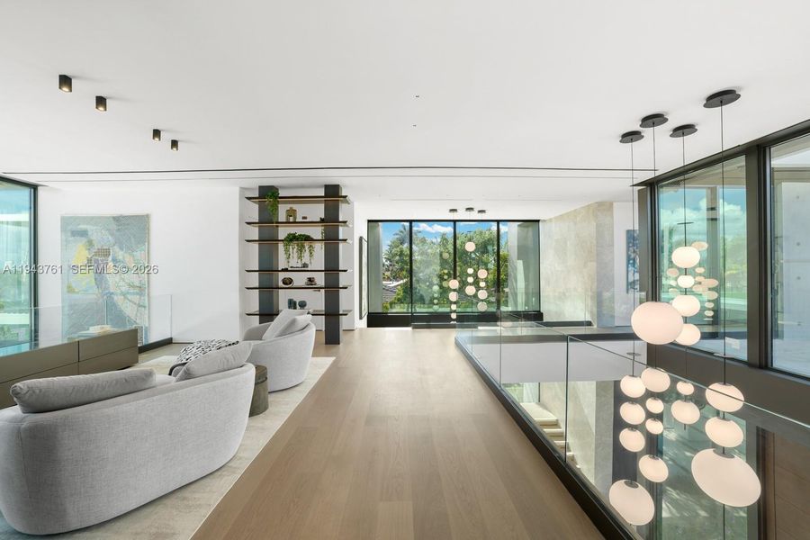 Community amenities in , Miami Beach (Image 43).