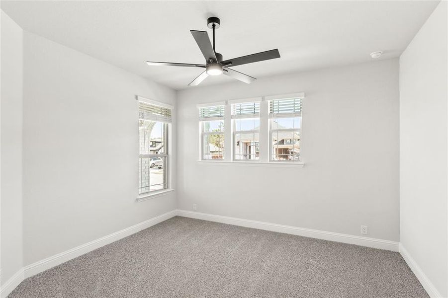Spacious, unfurnished interior of a new home in Ridgepoint, Midlothian (Image 21).