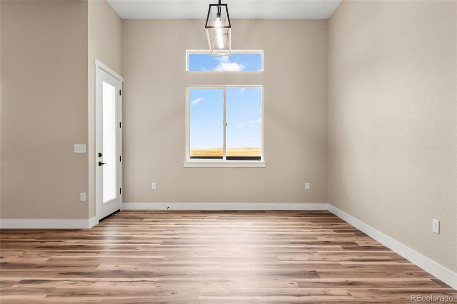 Spacious, unfurnished interior of a new home in , Strasburg (Image 29).