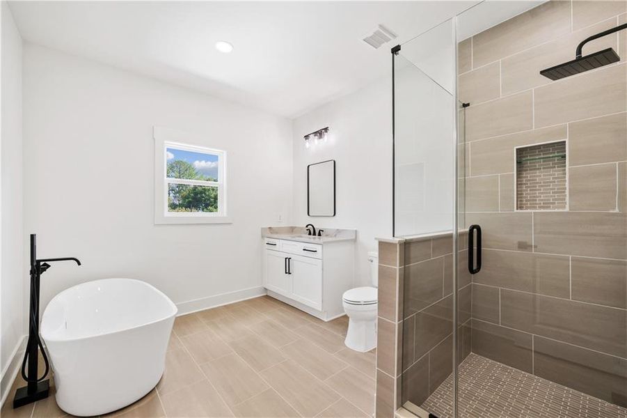 Furnished interior view inside a new home in , Lawrenceville (Image 6).