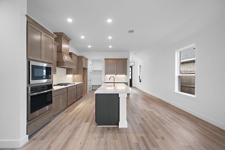 Representative furnished interior of a home built from the Cardinal by Caldwell Homes in Chambers Creek, Willis (Image 11).