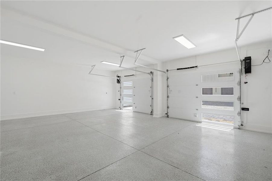 Spacious, unfurnished interior of a new home in , Roswell (Image 47).