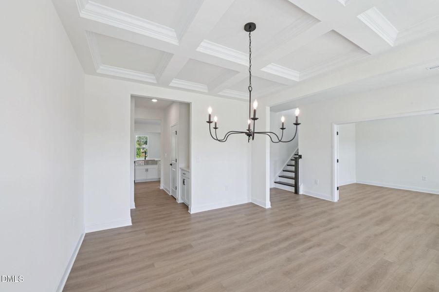 59-web-or-mls-211 Alden Way-016