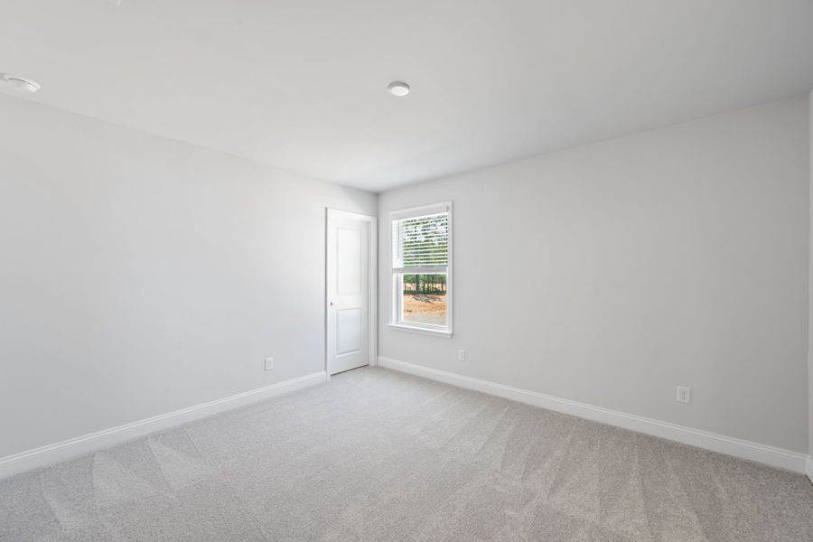 Spacious, unfurnished interior of a new home in Oakleaf Chase, Blythewood (Image 41). Spacious, unfurnished interior of a new home in Oakleaf Chase, Blythewood (Image 41).