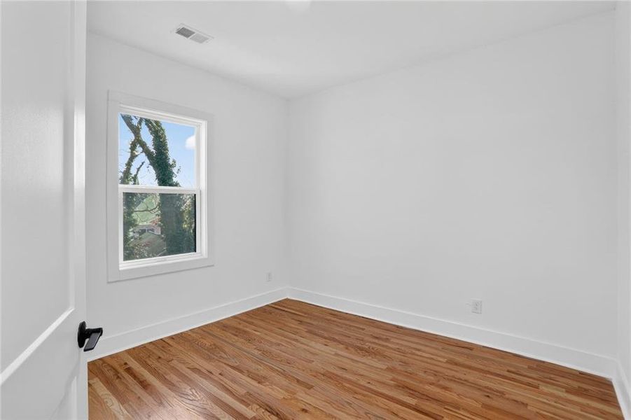 Spacious, unfurnished interior of a new home in , Atlanta (Image 22).